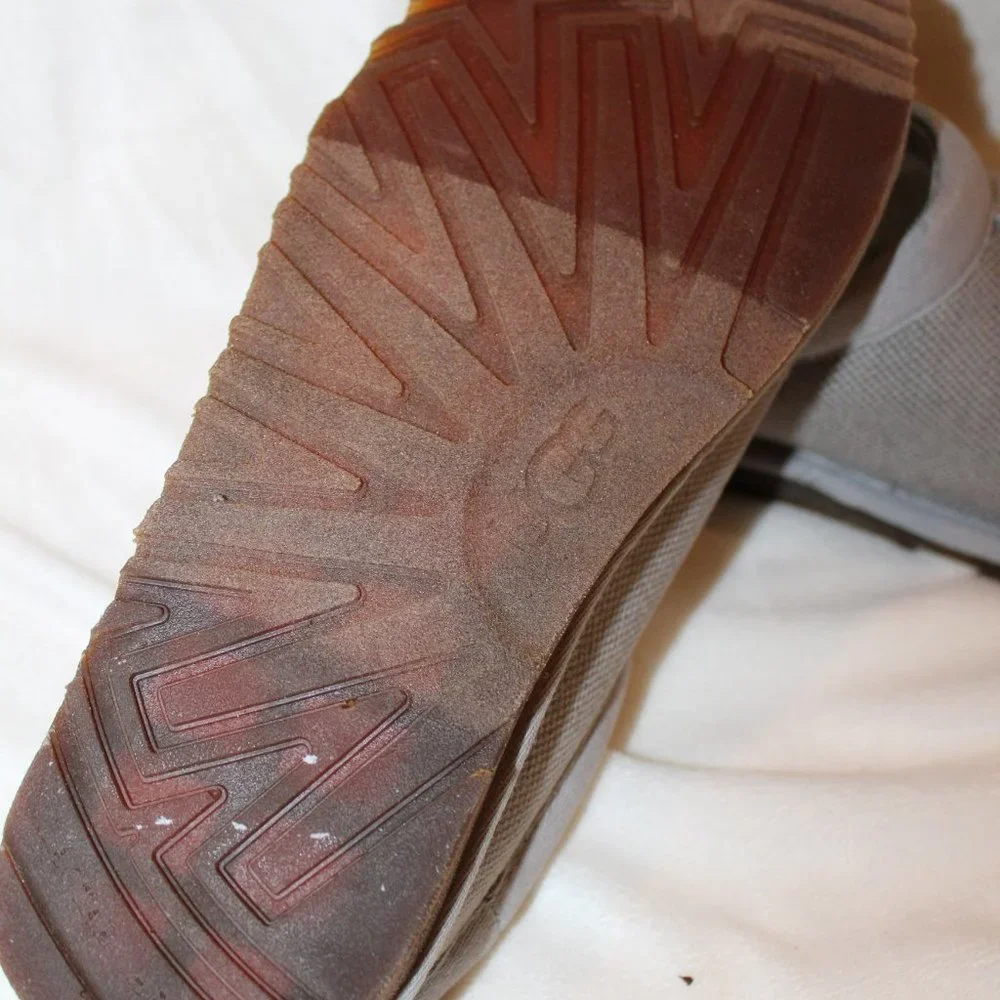 NIB UGG MEN'S CANVAS TASMAN‎ SLIP UP SHEARLING SLIPPERS LIGHT GRAY